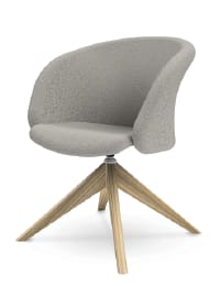Stolsmodell Junea med klädsel i beige och underrede i trä.